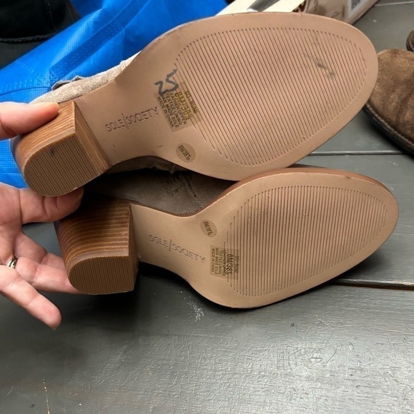 NEW Sole Society Rumi Tassel Heel Booties size 8 - Picture 8 of 8